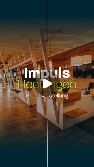 Modernes Fitnessstudio mit Holzakzenten und Theke, Schriftzug Impuls Hechingen Studiovorstellung
