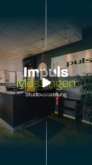 Empfangsbereich des Fitnessstudios Impuls Mössingen mit Theke und Logowand, Studiovorstellung
